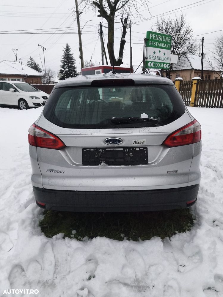 Ford Focus 1.6 TDCI DPF Trend - 3