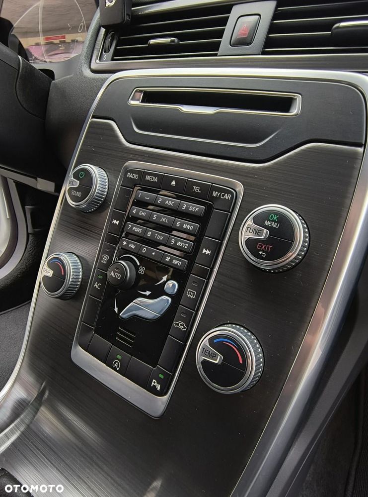 Volvo V70 D3 Drive-E Dynamic Momentum - 22