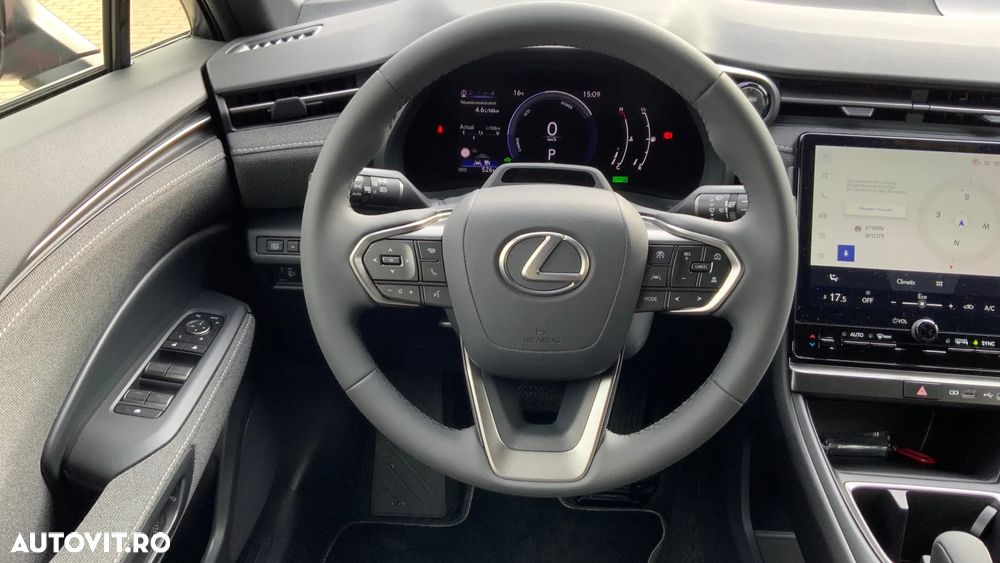 LEXUS LBX 2026 — imagine 8
