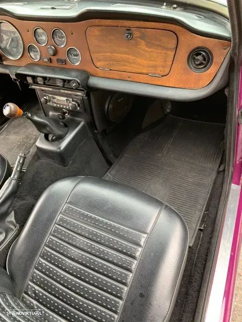 Triumph TR6 - 14
