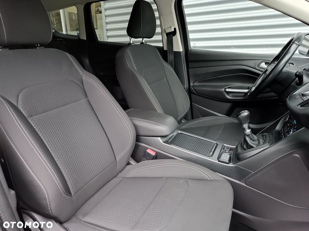 Ford Kuga 1.5 EcoBoost FWD Edition ASS MMT6 - 28