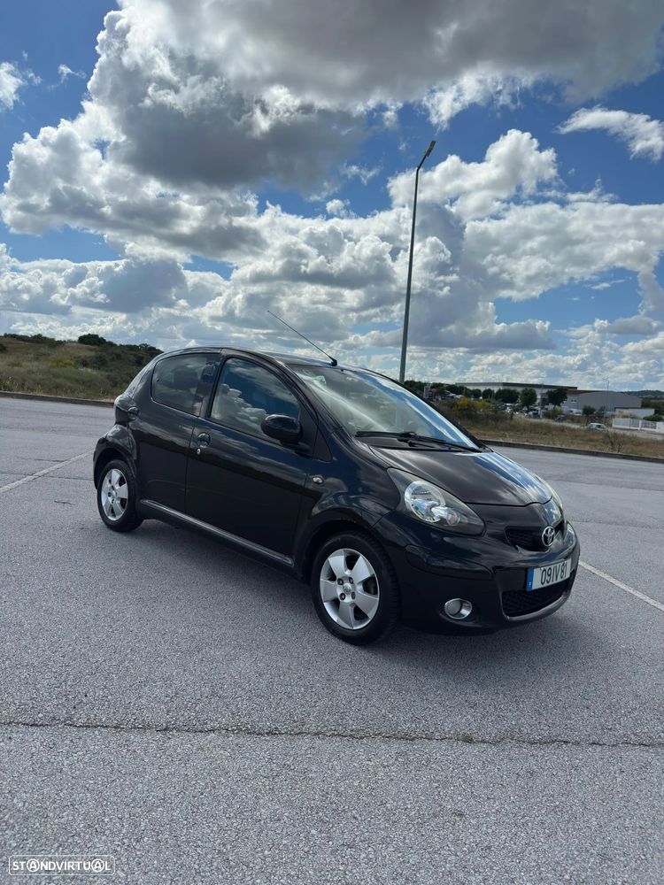 Toyota Aygo 1.0 Plus - 8