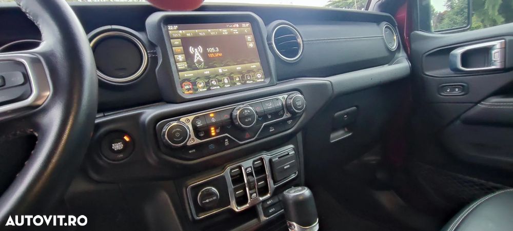 Jeep Wrangler ver-2-0-4xe-at8-phev-sahara - 28