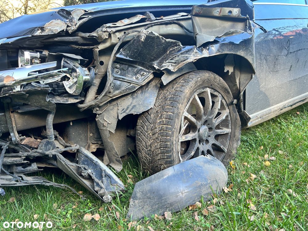 Volkswagen Passat 2.0 TDI DSG BlueMotion Technology Comfortline - 3