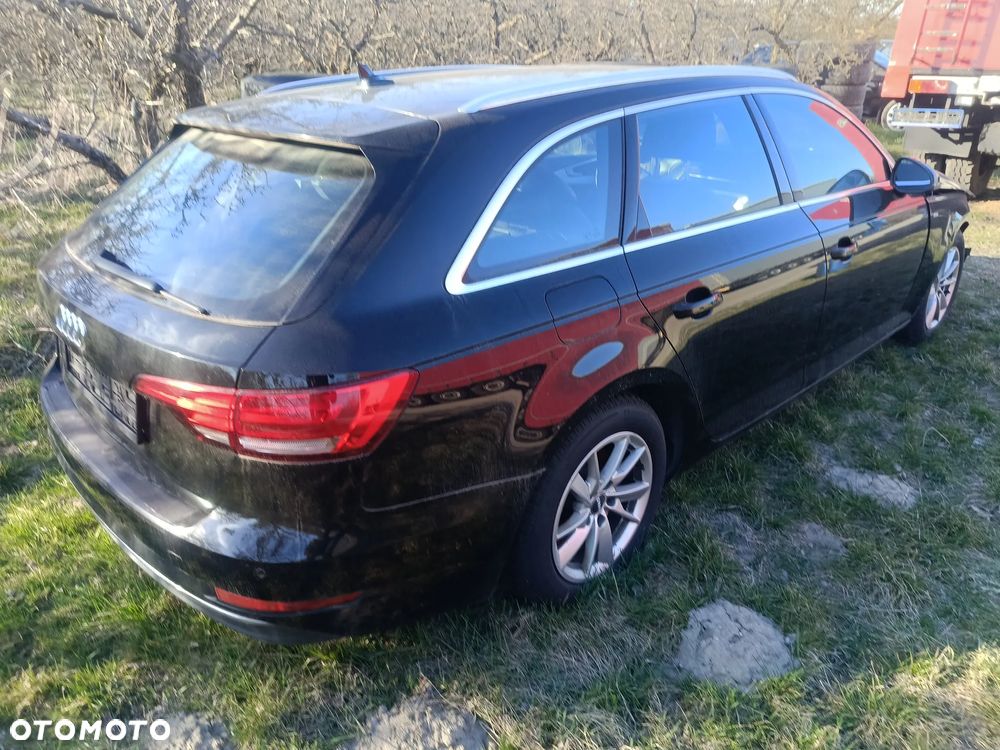 Audi A4 Avant 2.0 TDI S tronic design - 4