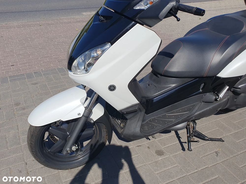Yamaha X-max - 31