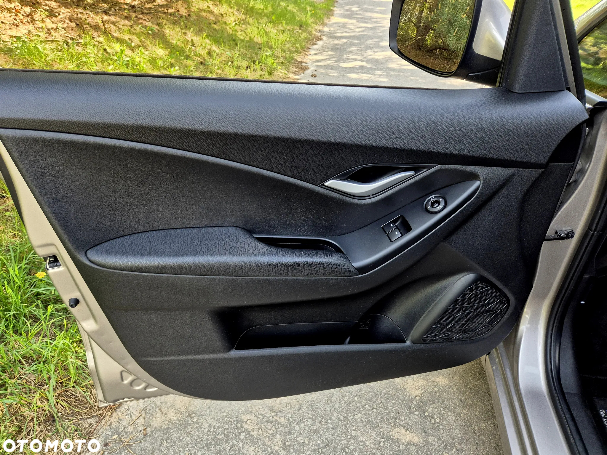 Hyundai ix20 1.4 blue YES Gold - 14