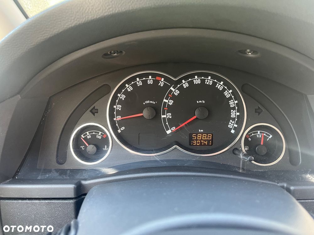 Opel Meriva 1.6 16V - 9