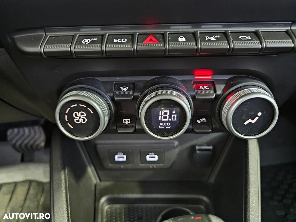 Dacia Duster TCe 150 EDC SL Mat - 14