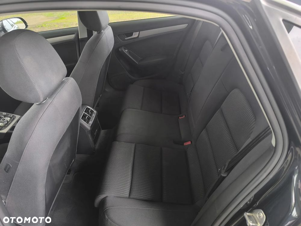 Audi A4 1.8 TFSI Attraction - 9