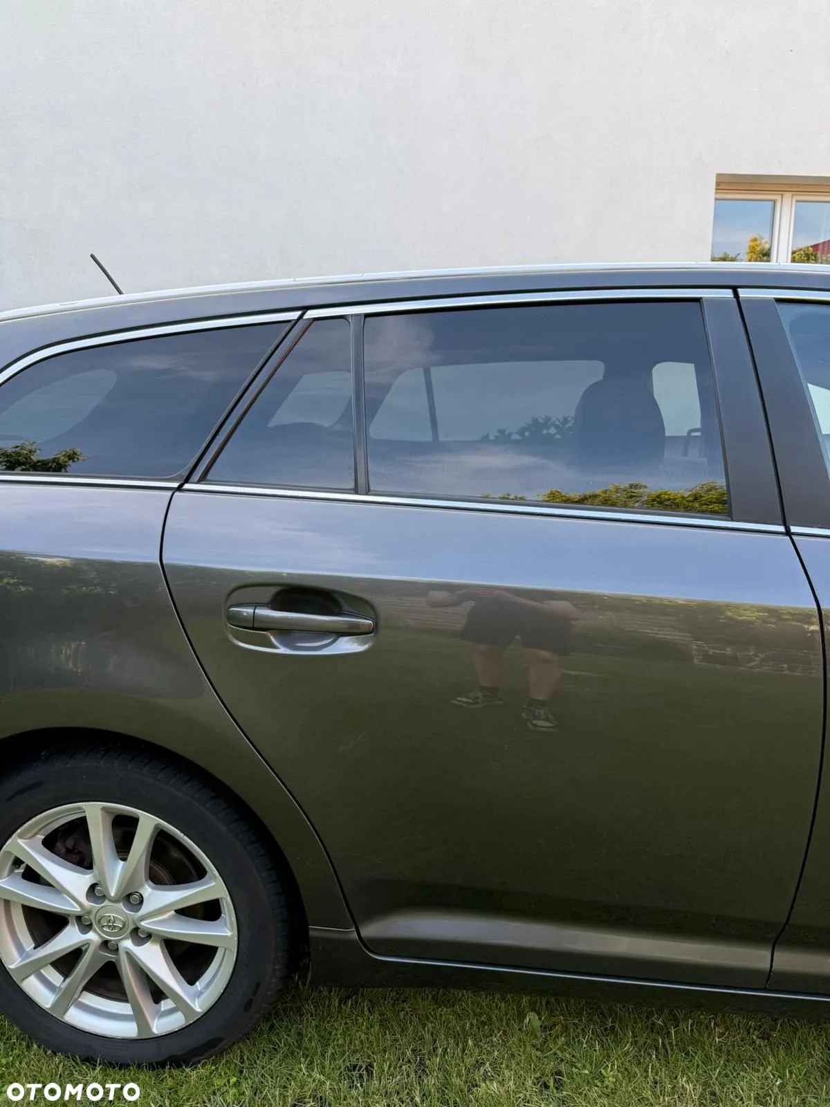 Toyota Avensis 2.2 D-4D Premium - 12