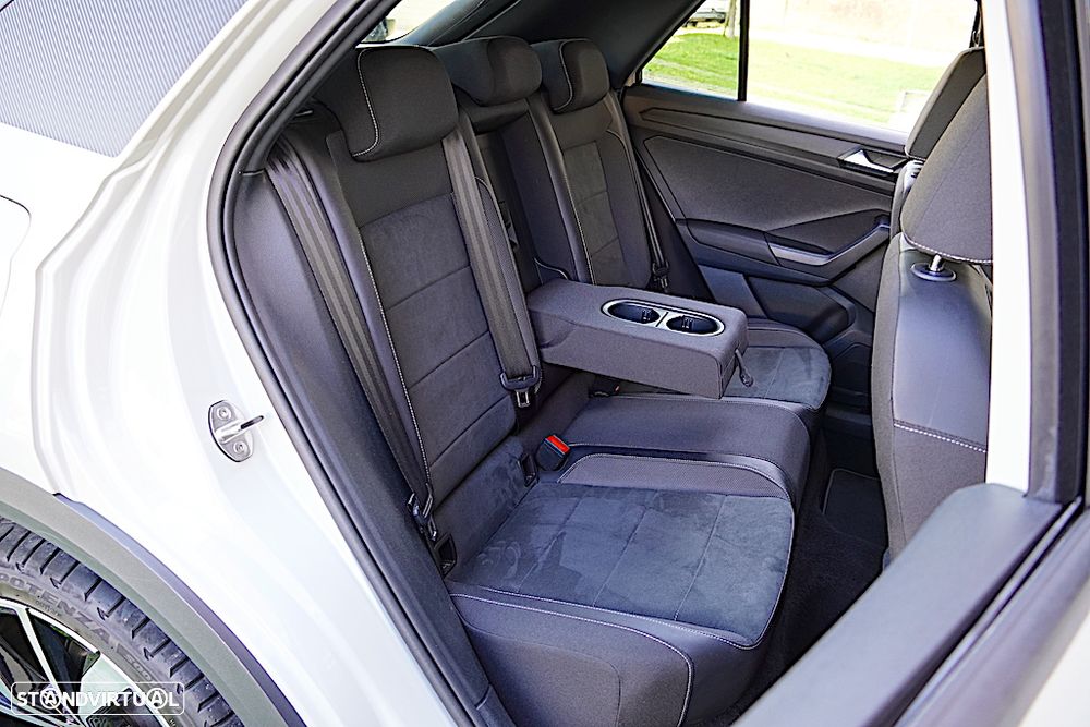VW T-Roc 2.0 TDI R-Line DSG - 22