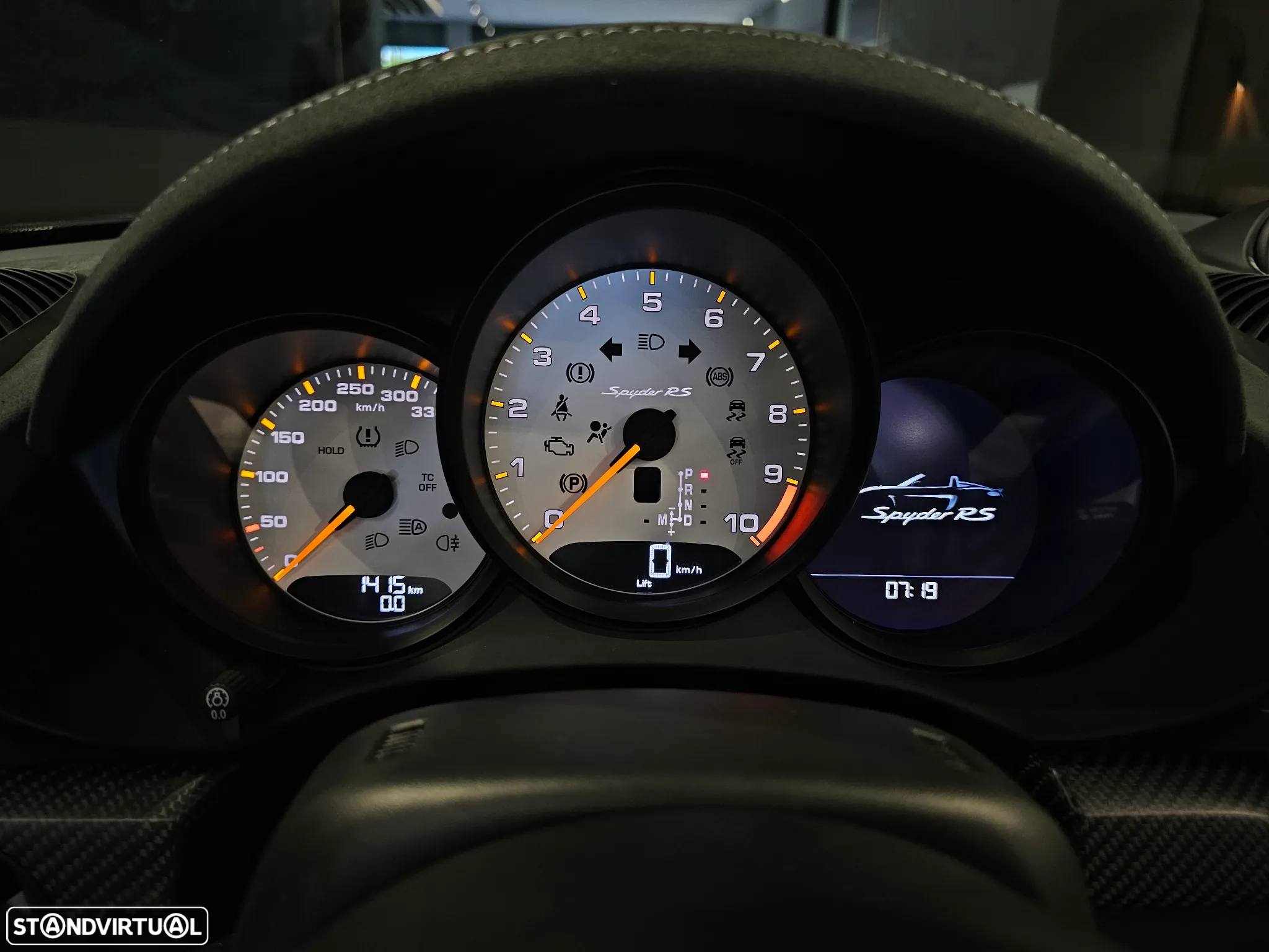Porsche 718 Spyder - 34