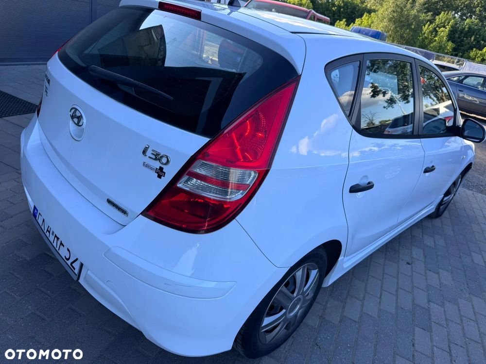 Hyundai i30 1.6 CRDi Base EU5 - 20