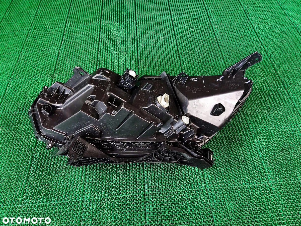 HONDA CR-V od 2023r Lampa Przednia Prawa Lewa - 11