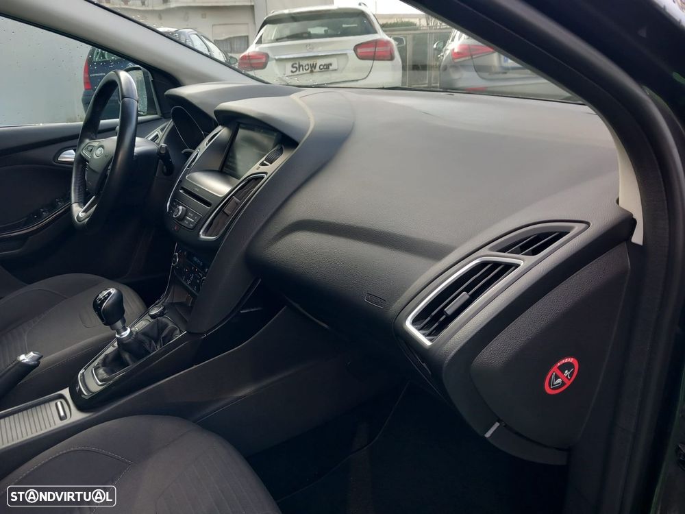 Ford Focus 1.5 TDCi Titanium - 11