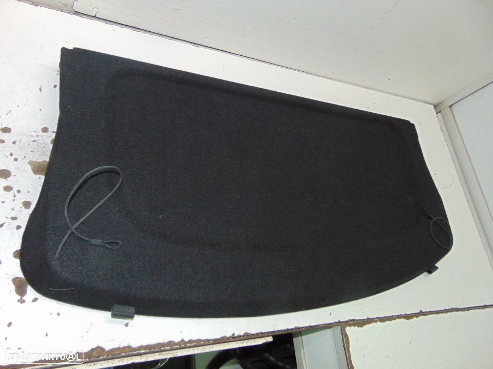 Mazda 323  chapeleira - 3