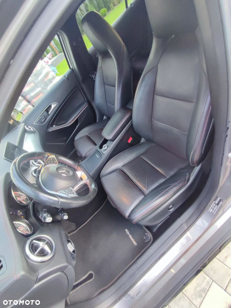 Mercedes-Benz GLA 180 d 7G-DCT AMG Line - 14