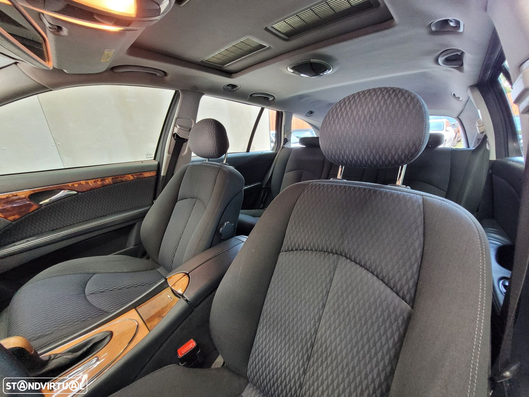 Mercedes-Benz E 220 CDi Classic Aut. - 34