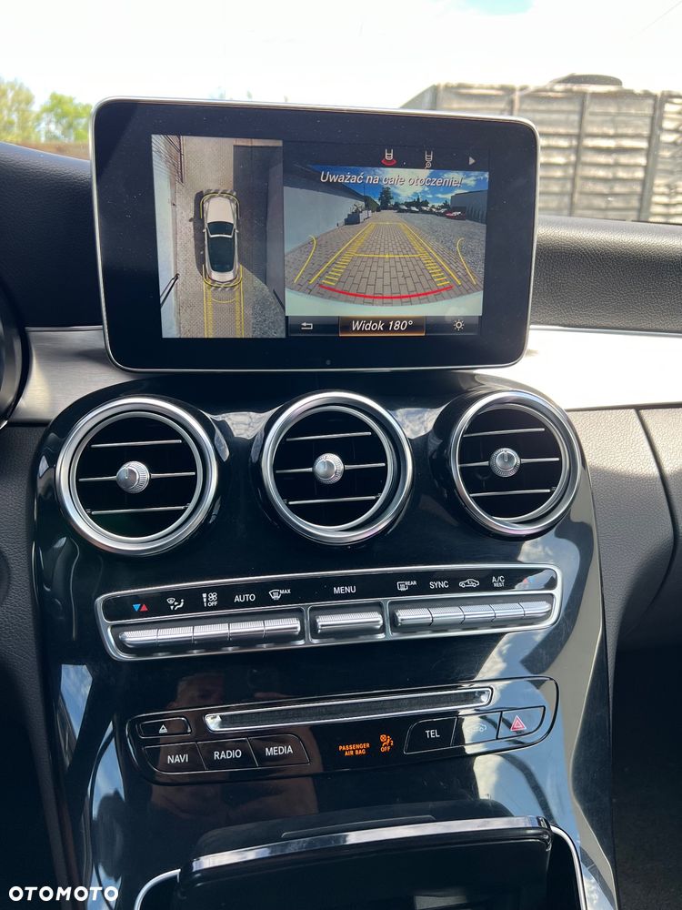 Mercedes-Benz Klasa C 300 9G-TRONIC AMG Line - 30