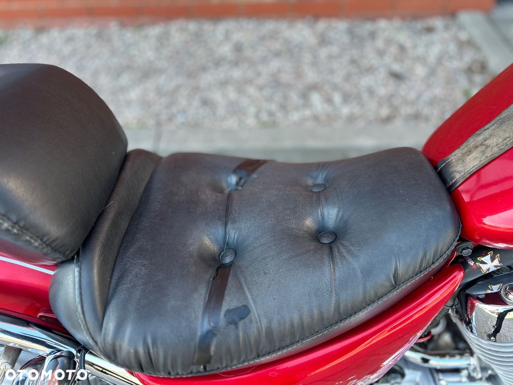 Suzuki Intruder - 28