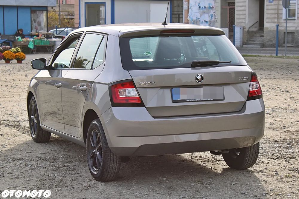 Skoda Fabia - 8