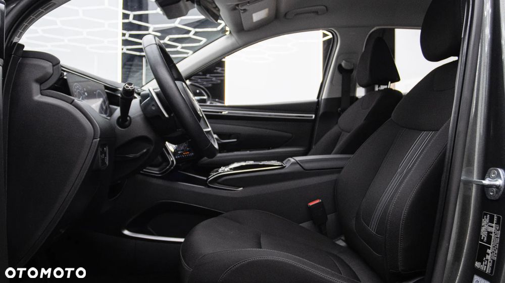 Hyundai Tucson 1.6 T-GDi HEV Executive 2WD - 9