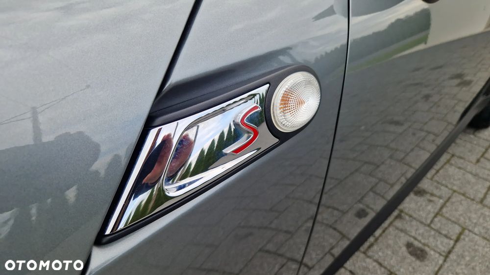 MINI Cooper S 50 Mayfair - 23