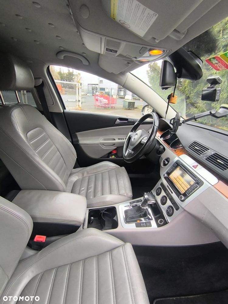 Volkswagen Passat Variant 3.2 V6 FSI 4Motion DSG Highline - 13