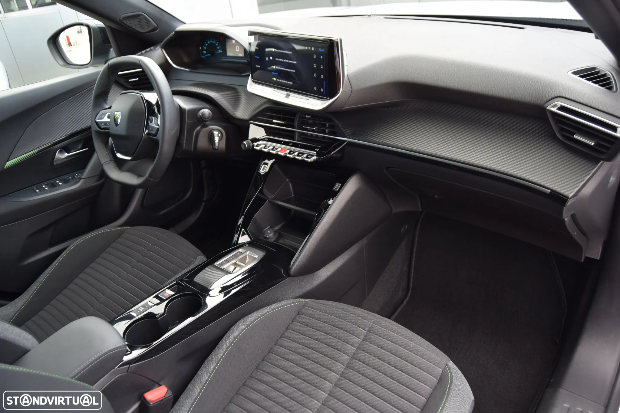 Peugeot e-2008 54 kWh Active - 37