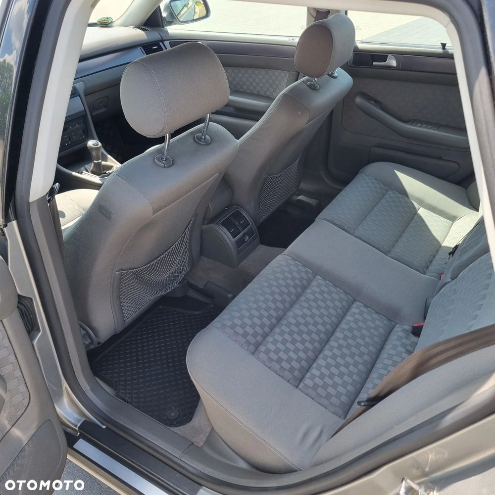Audi A6 Avant 1.8T - 15