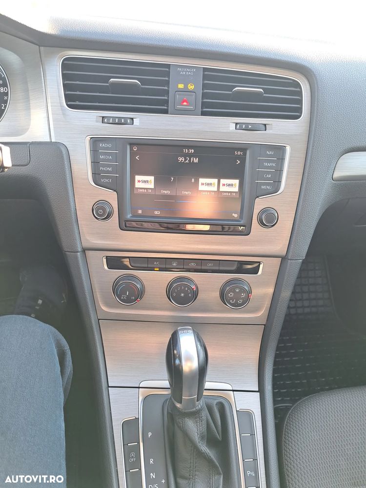 Volkswagen Golf 2.0 TDI DSG Sound - 8