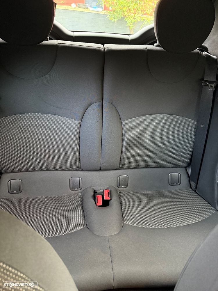 MINI Cabrio One - 10