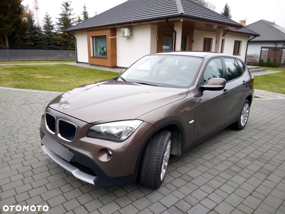 BMW X1 sDrive18i - 1