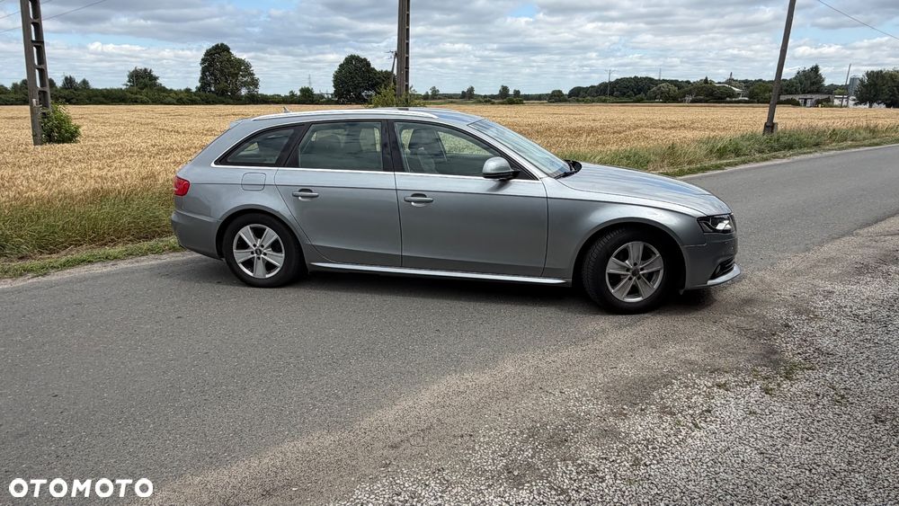 Audi A4 Avant 3.0 TDI DPF quattro S tronic S line Sportpaket - 27