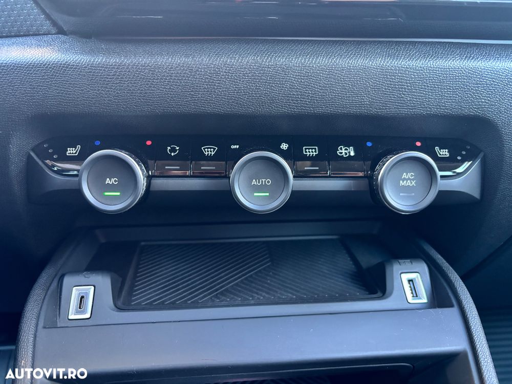 Citroën C4 1.5 BlueHDi S&S EAT8 Shine - 13