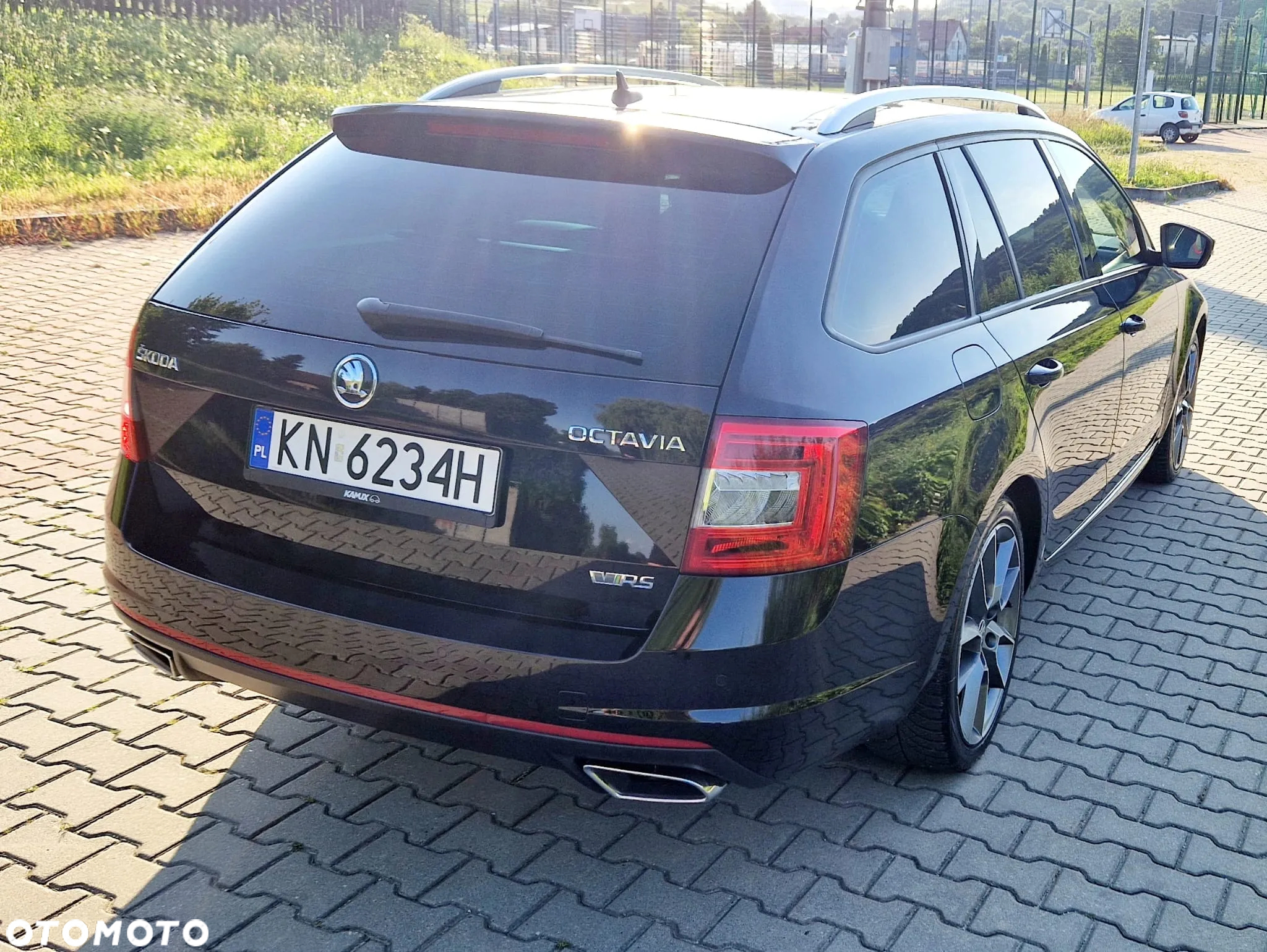 Skoda Octavia Combi 2.0 TDI RS - 3