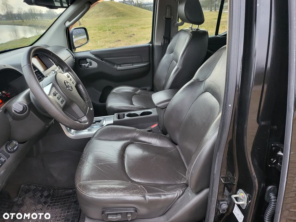 Nissan Navara 3.0 D V6 Platinum Long - 18