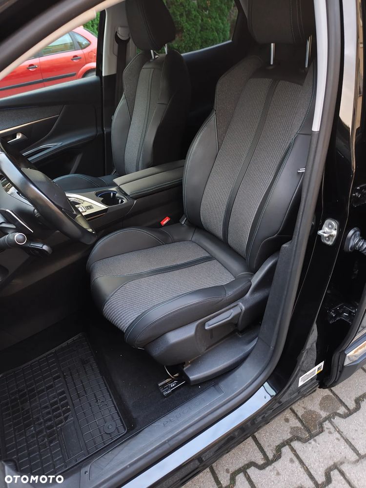 Peugeot 3008 1.2 PureTech Allure S&S EAT8 - 12