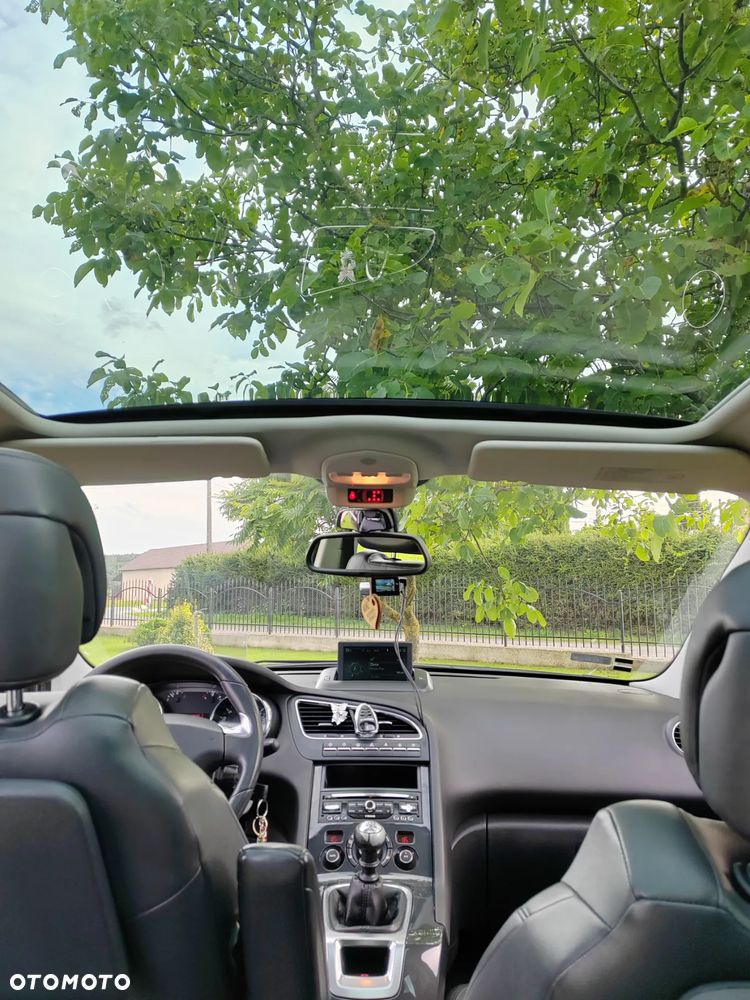 Peugeot 5008 1.6 HDi Style - 2