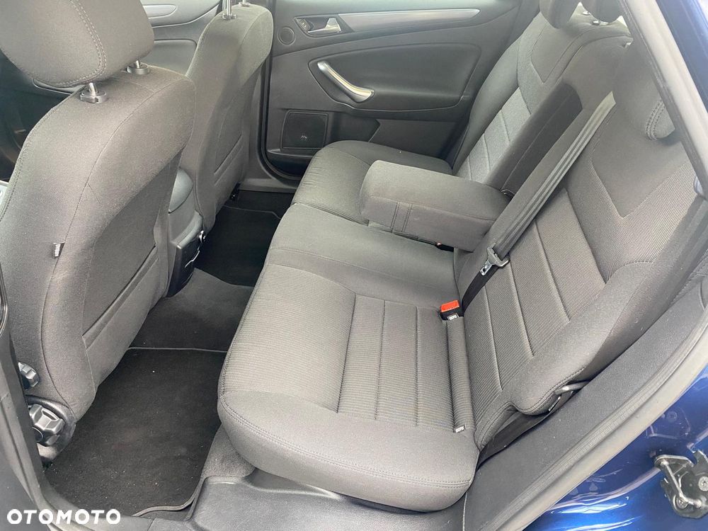 Ford Mondeo 2.0 TDCi Champions Edition - 23
