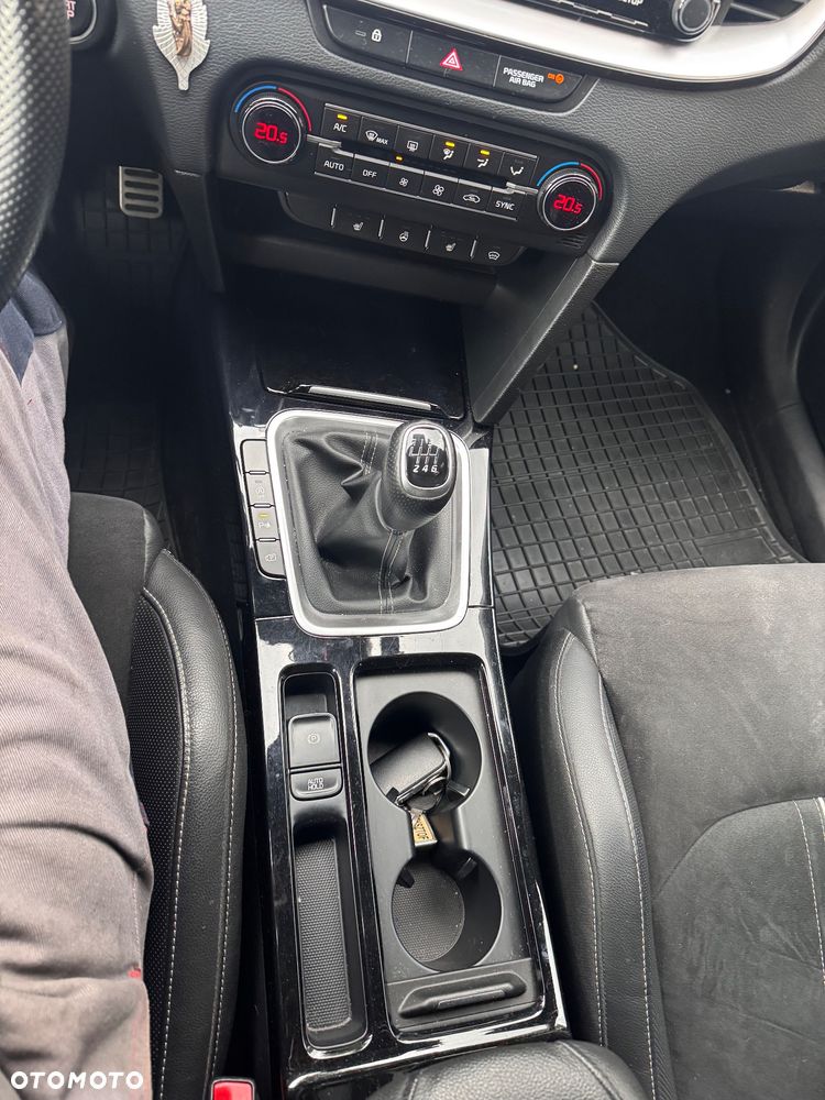 Kia ProCeed 1.5 T-GDI GT Line - 19