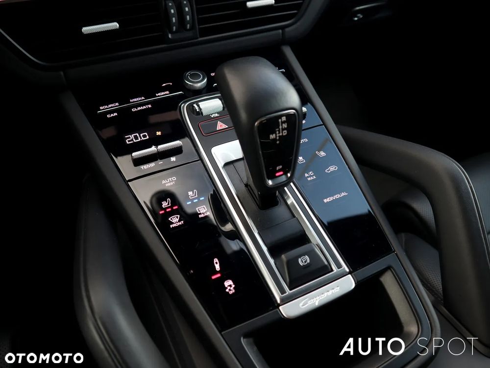 Porsche Cayenne E-Hybrid - 36