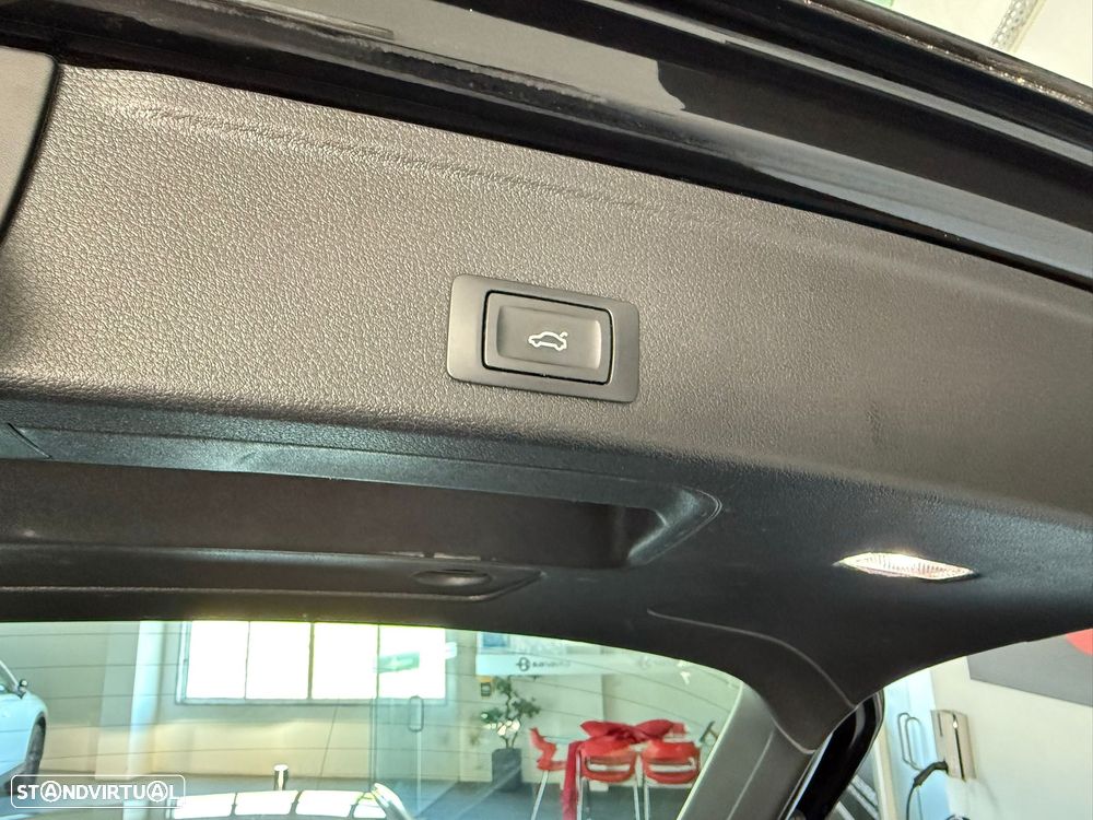 Audi A4 Avant 2.0 TDI quattro S-line S tronic - 16