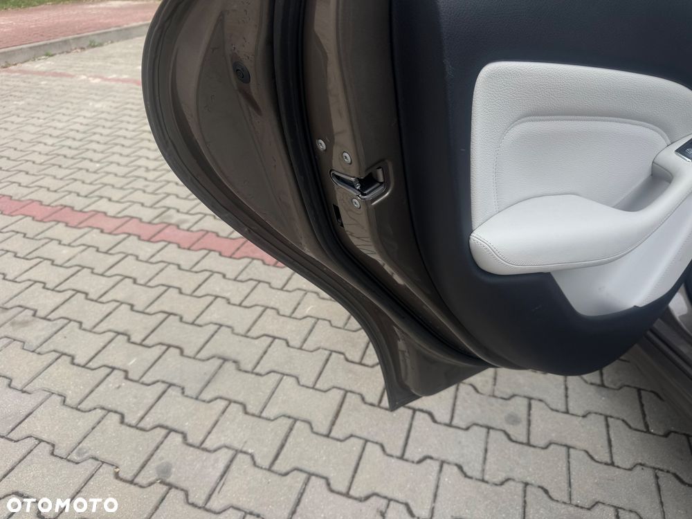 Mercedes-Benz Klasa B 180 BlueEFFICIENCY Edition Style - 20