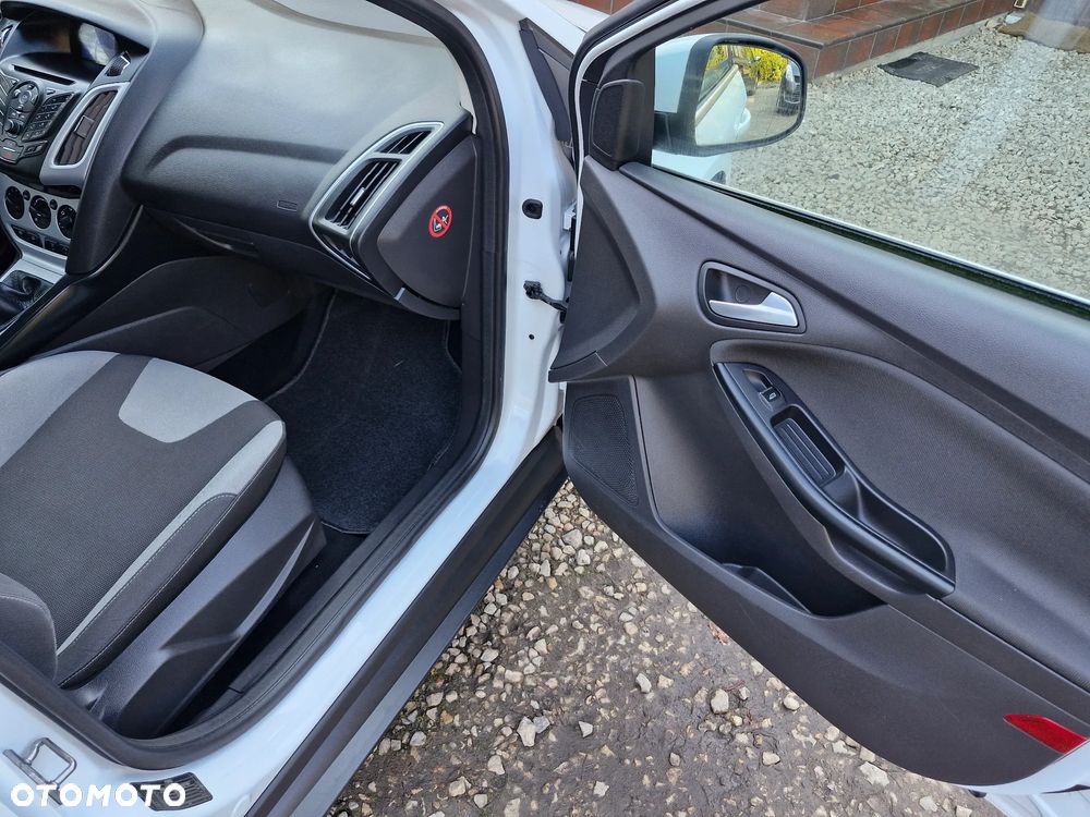 Ford Focus 1.6 TI-VCT Champions Edition - 20