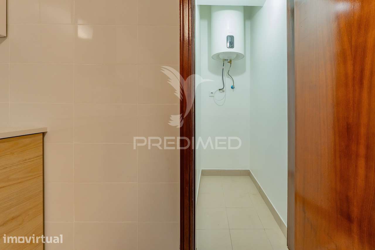 Apartamento T4 com box, como novo, em Alfragide - Grande imagem: 5/33