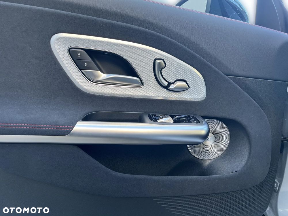 Mercedes-Benz CLA 220 4Matic - 12