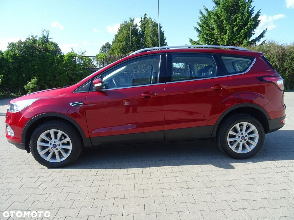 Ford Kuga 1.5 EcoBoost 2x4 Titanium - 5