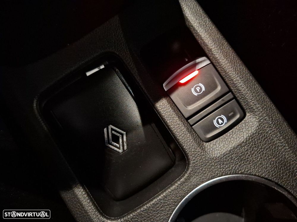 Renault Captur 1.0 TCe Techno - 23